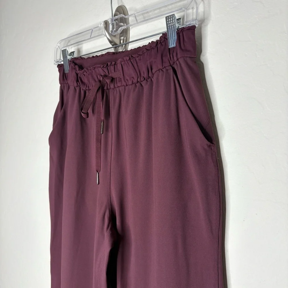 Lululemon Keep Moving Pants Cassis Burgundy Size 6 High Rise Tapered Lightweight